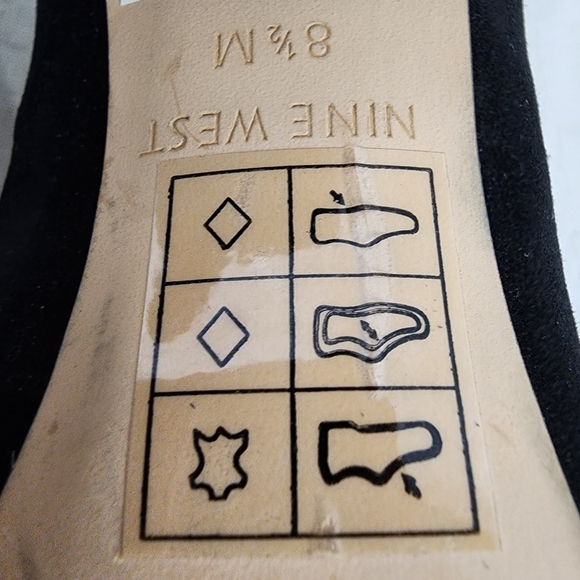 Nine West Journa Closed Toe Suede Classic Pump Heel Black Size 8 1/2 - Picture 12 of 12